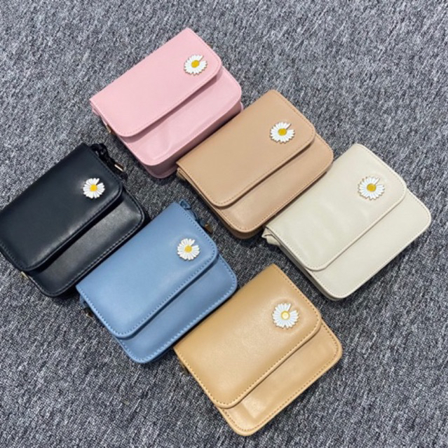 TAS SELEMPANG WANITA DAISY