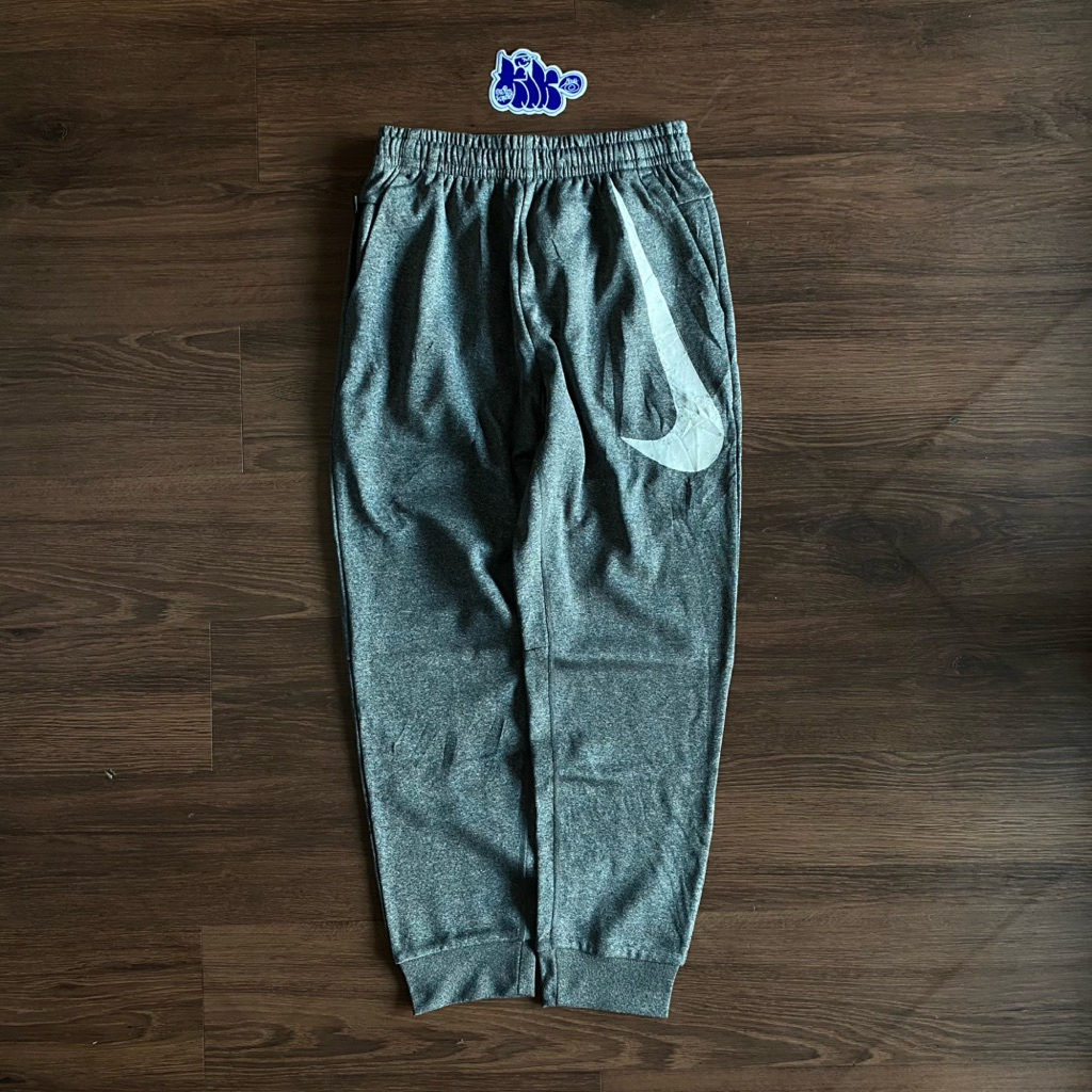 trackpants nike