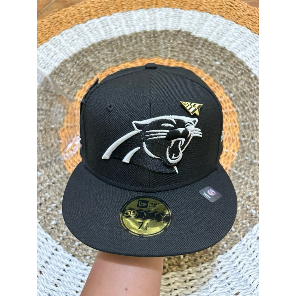 Topi New Era X Paper Planes Black Carolina Panthers