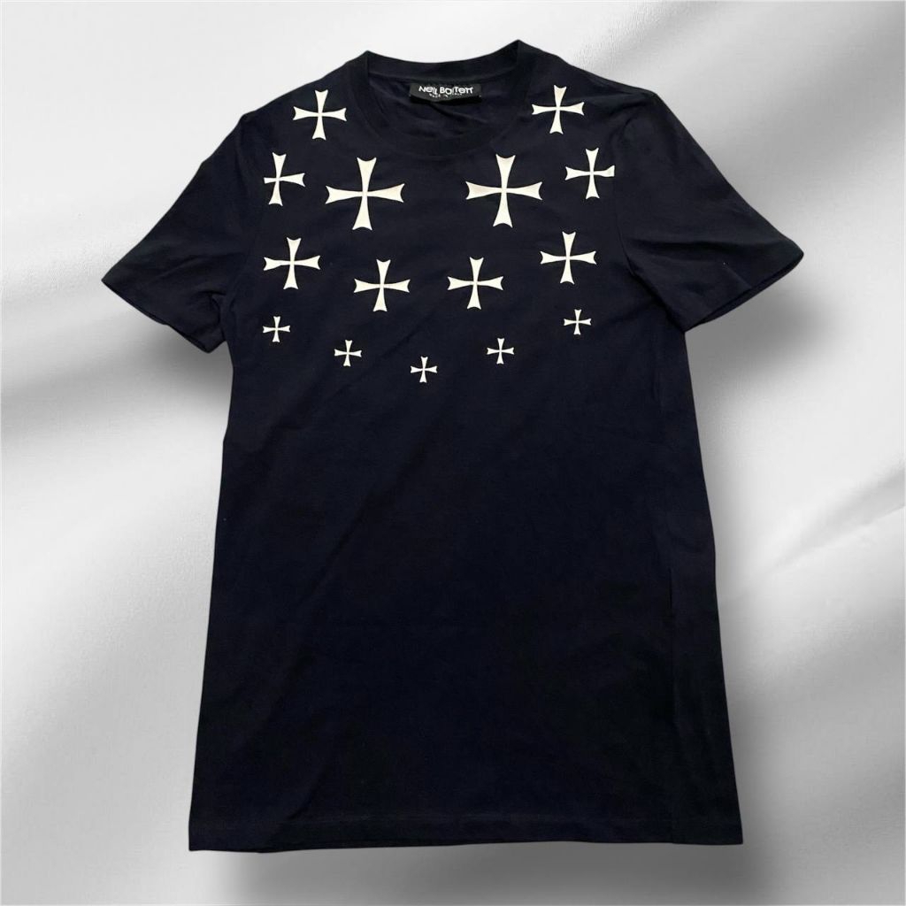 preloved kaos t-shirt neil barrett hitam size S