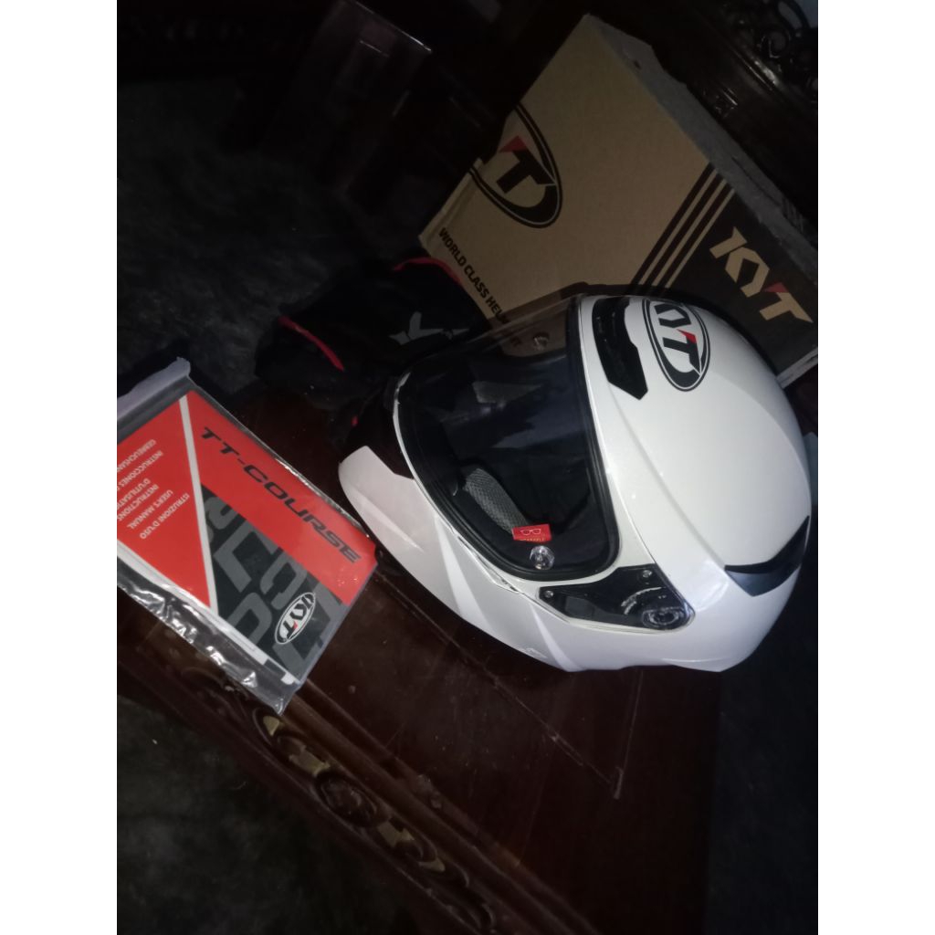 helm KYT TT COURSE (second)