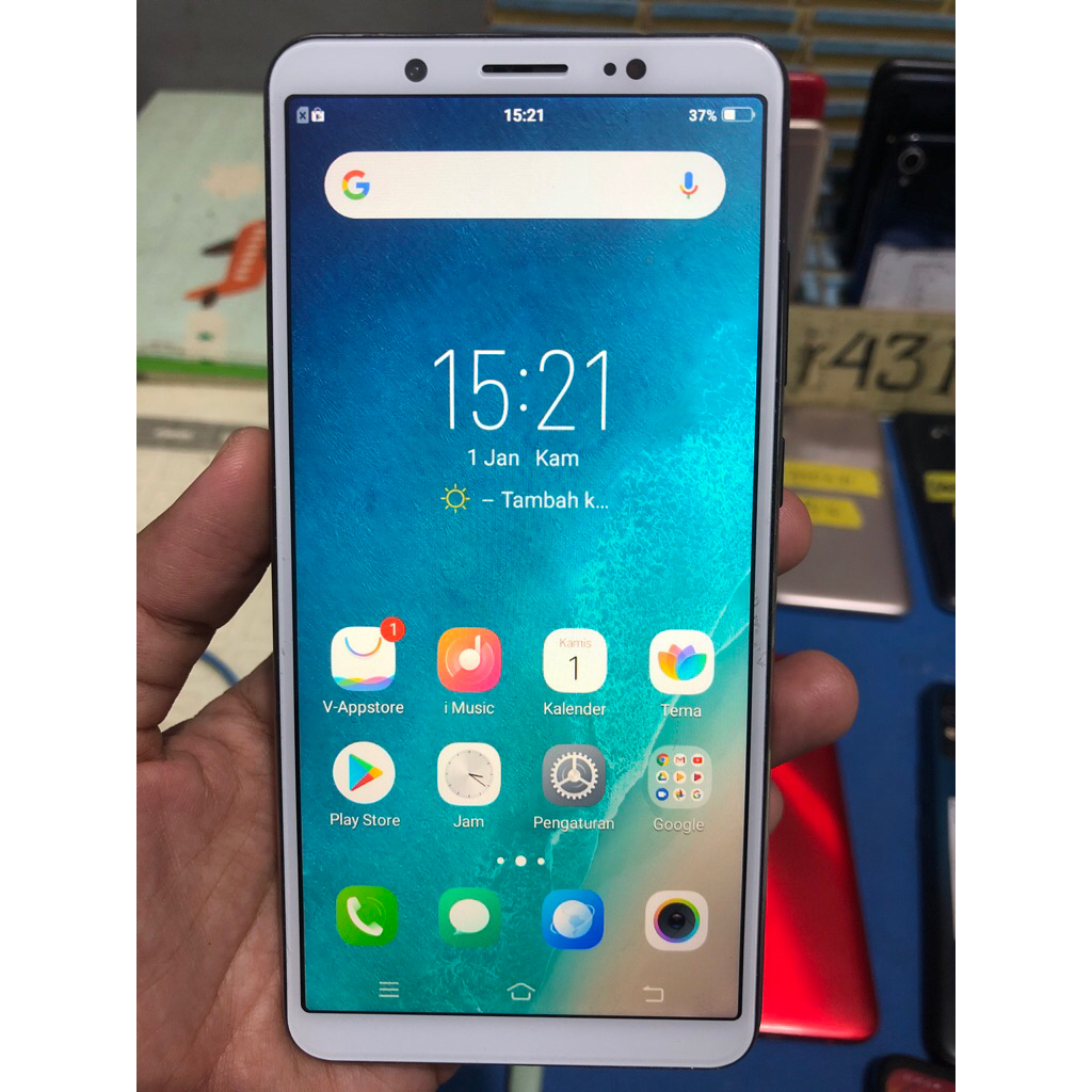 vivo V7+ ram 4/64