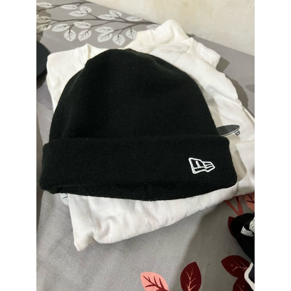 beanie new era