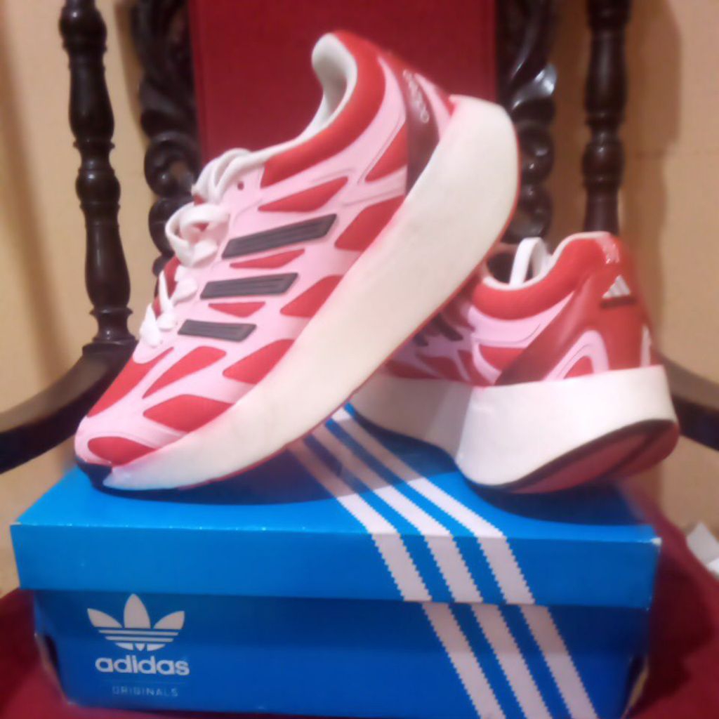 SEPATU RUNNING/CASUAL/SNICKERS PRIA WANITA