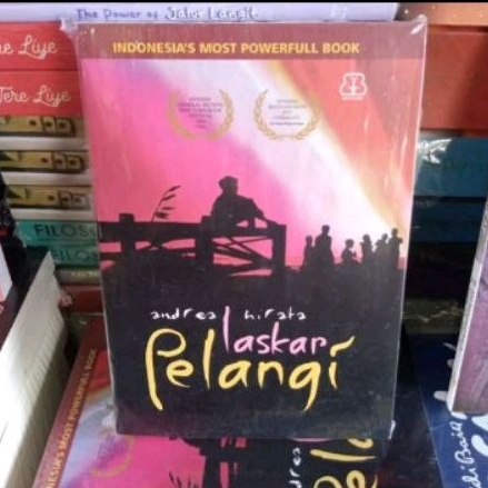 Andrea Hirata LASKAR PELANGI