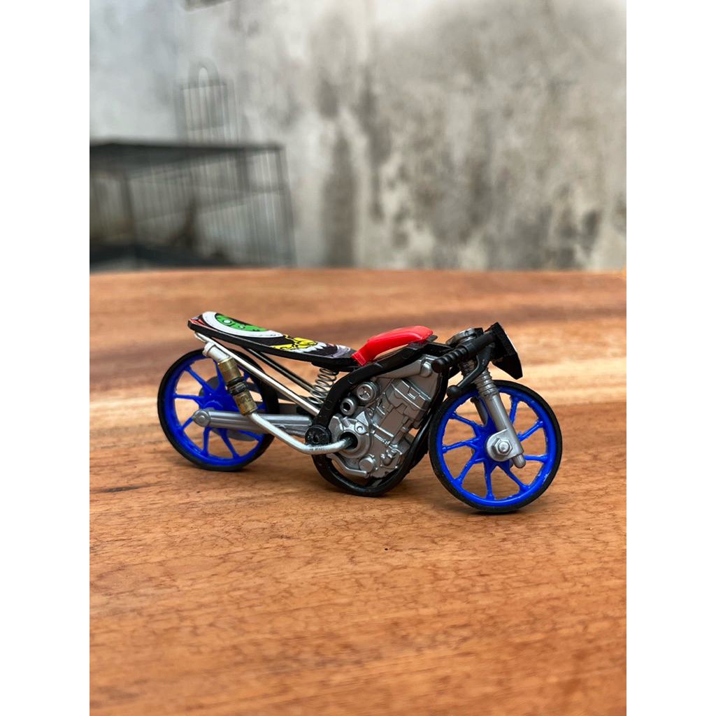 Motor Miniatur drag modifikasi ninja trondol terbaru