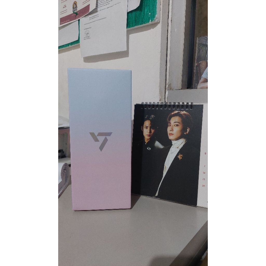 SEVENTEEN LIGHTSTICK ANNIV VER