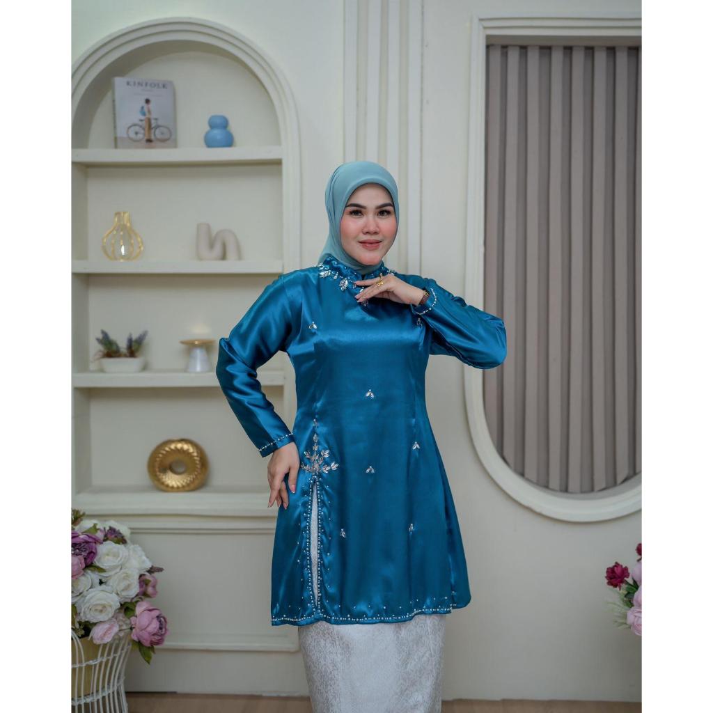Set Kebaya Kurung Payet Terbaru Belah Samping Payet Tabur