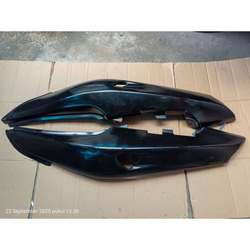 cover body belakang ninja rr hitam body belakang ninja rr old original kawasaki
