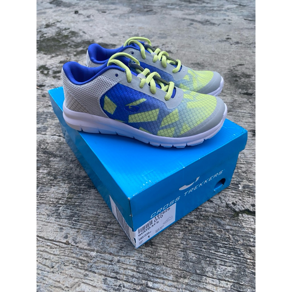 Sneakers Anak Original