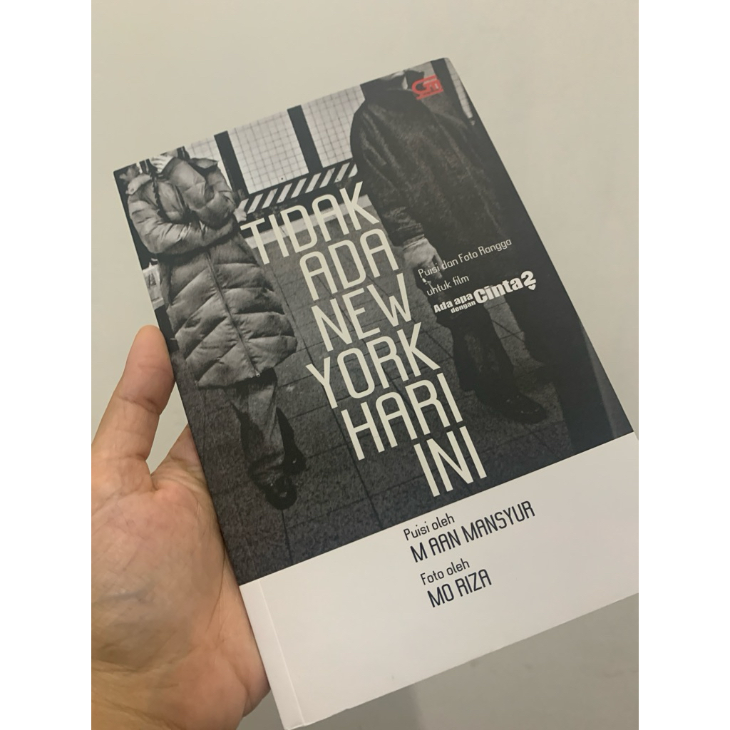 [Preloved] Tidak Ada New York Hari Ini karya Aan Mansyur