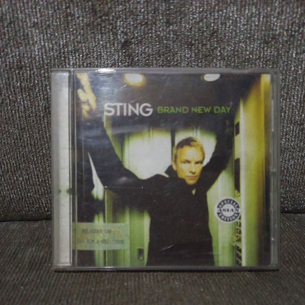 CD sting - brand new day
