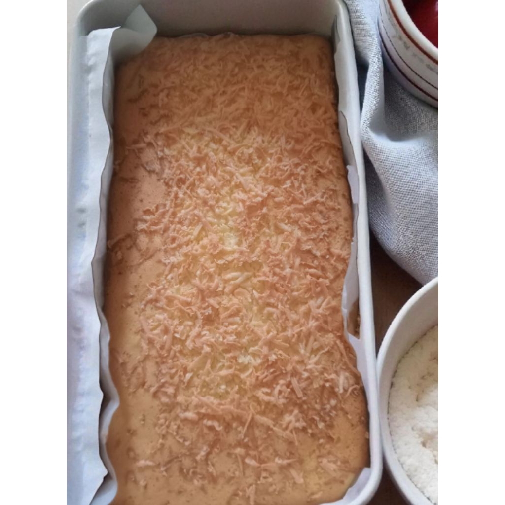 Bolu tape keju panggang ukuran 20x10.