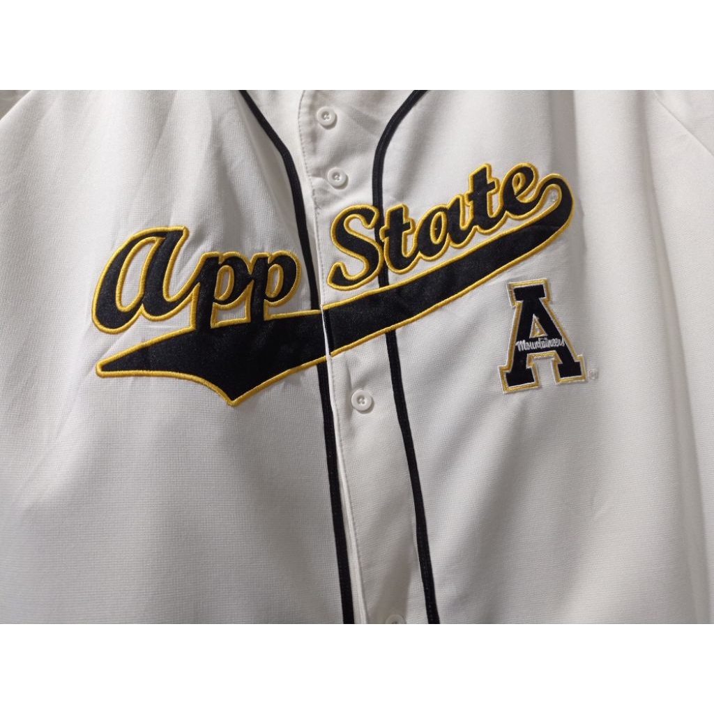 jersey basebal not ecko fubu karlkani dogtown