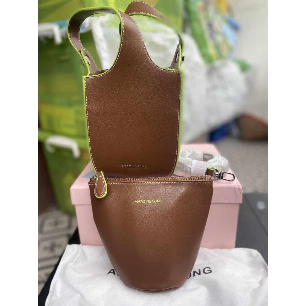 Amazing Song, Hanging Basket, Brown with Matcha line