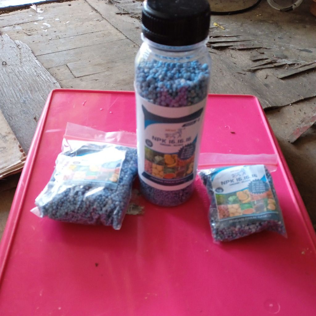 Pupuk NPK 161616 PAK TANI KEMASAN EKONOMIS