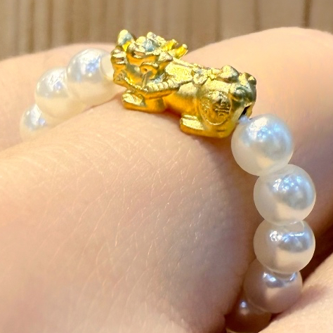 Charm Pixiu Emas 24K Cincin Batu Manik Mutiara