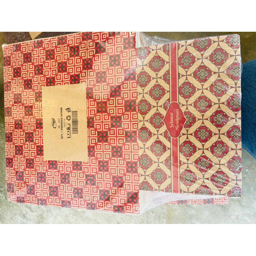 isi 100 pcs snack box, dus kue, dus makanan merk UP motif Vintage hitam uk 10x14