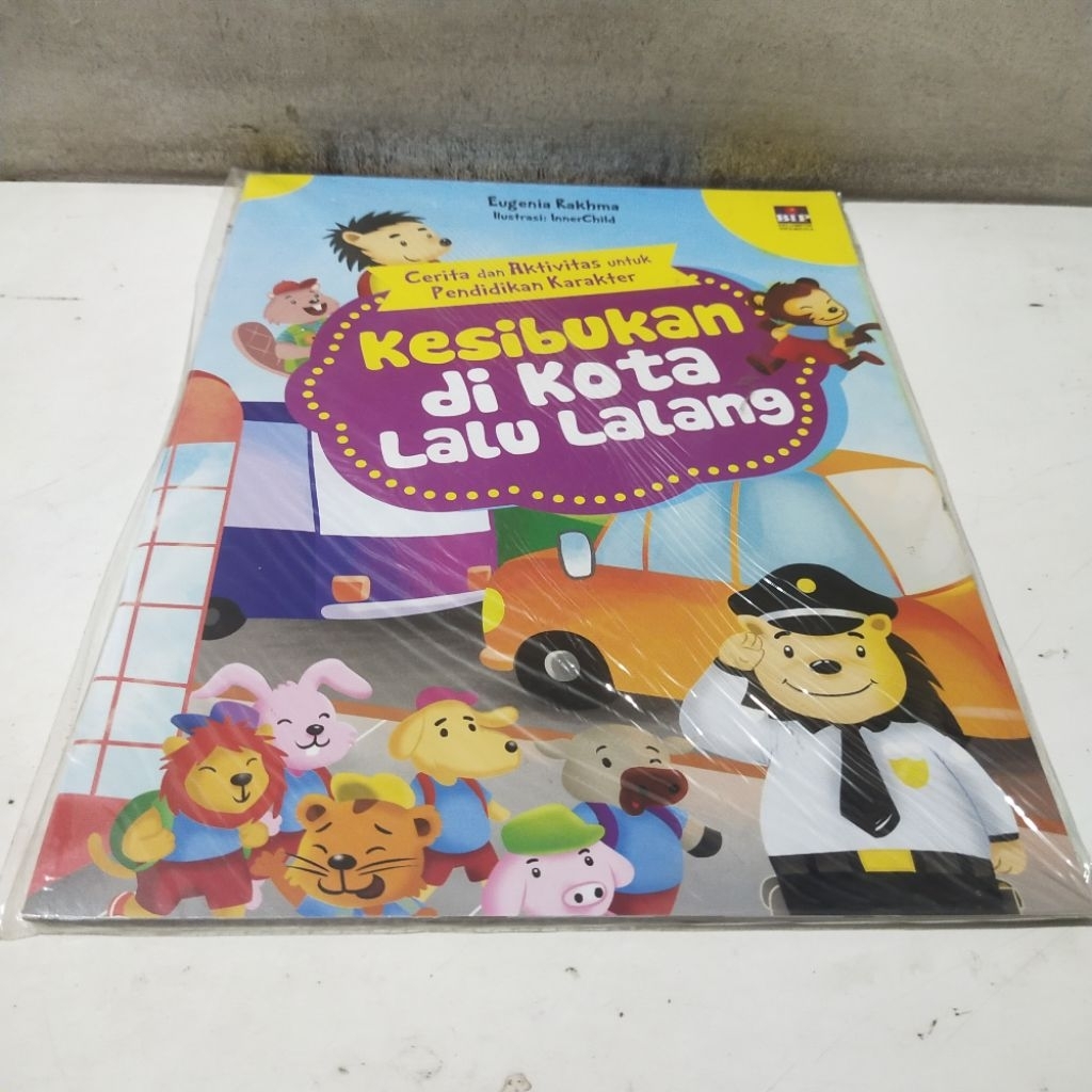 Buku Obral Super Murah - Buku Kesibukan di Kota Lalu Lalang