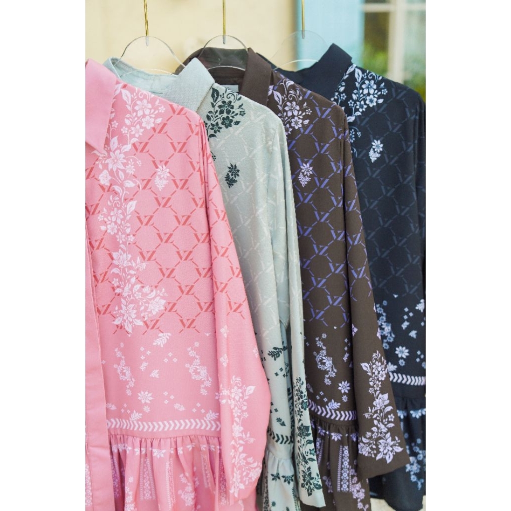 ViviZubedi Official - VZ Amarielle Top - Kemeja - Blouse