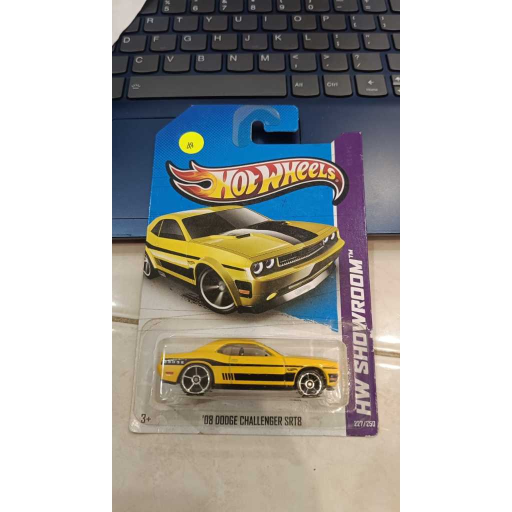 hotwheels 08 dodge challenger srt8 hw showroom