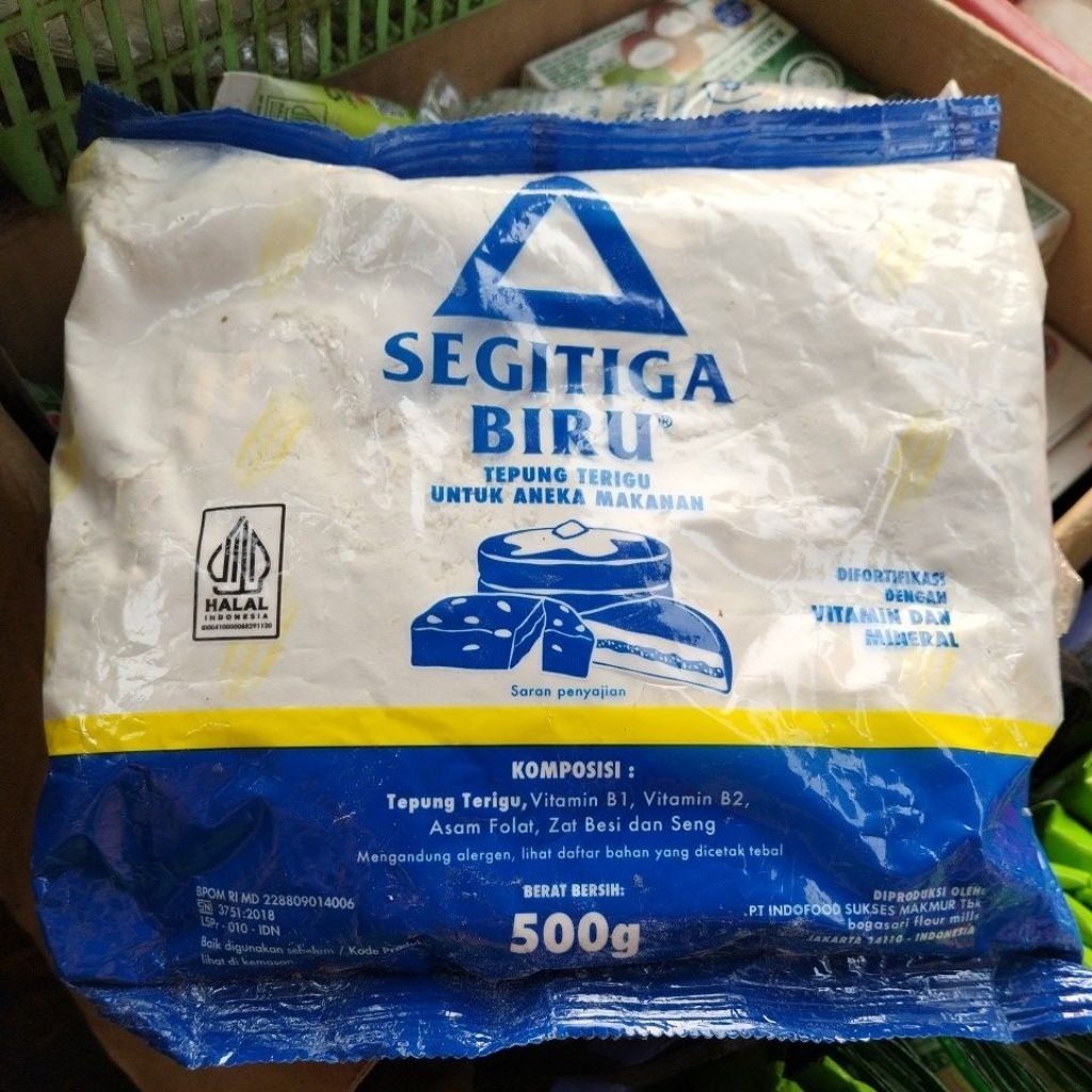 Tepung bogasari segitiga biru