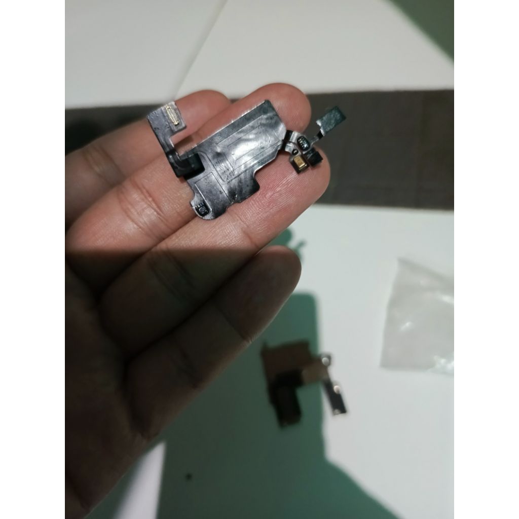 Flexible Sensor Proximity +  Mic iphone 13 Original Copotan fullset