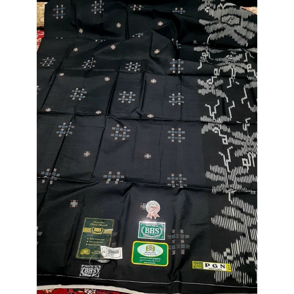 SARUNG BHS GBE,GDI,PGN,DGW SILVER SUTRA SPUNSILK 210