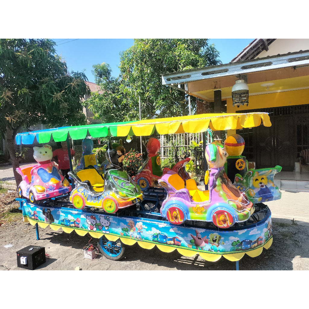 Odong-odong Kereta Panggung model karakter kartun terbaru