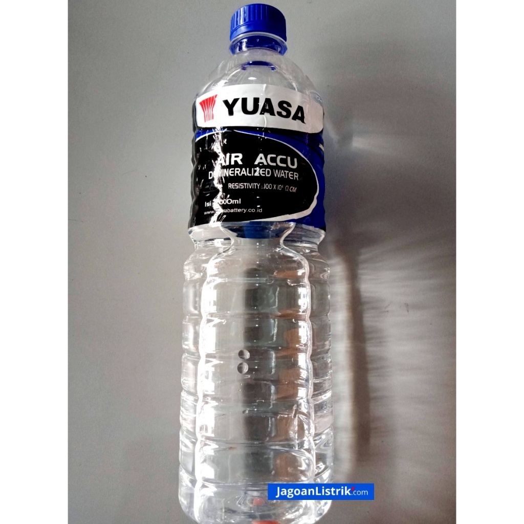 AIR AKI AIR ZUUR YUASA 1 LT  UNTUK AKI MOBIL /MOTOR/ AIR ACCU YUASA UKURAN 1 LT/ AIR ZUUR YUASA 1 LT