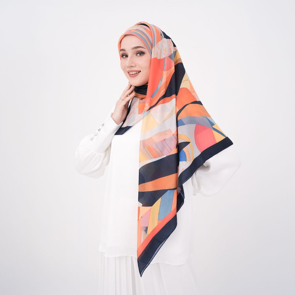 Jilbab Mandjha Ivan Gunawan Millicent segi empat