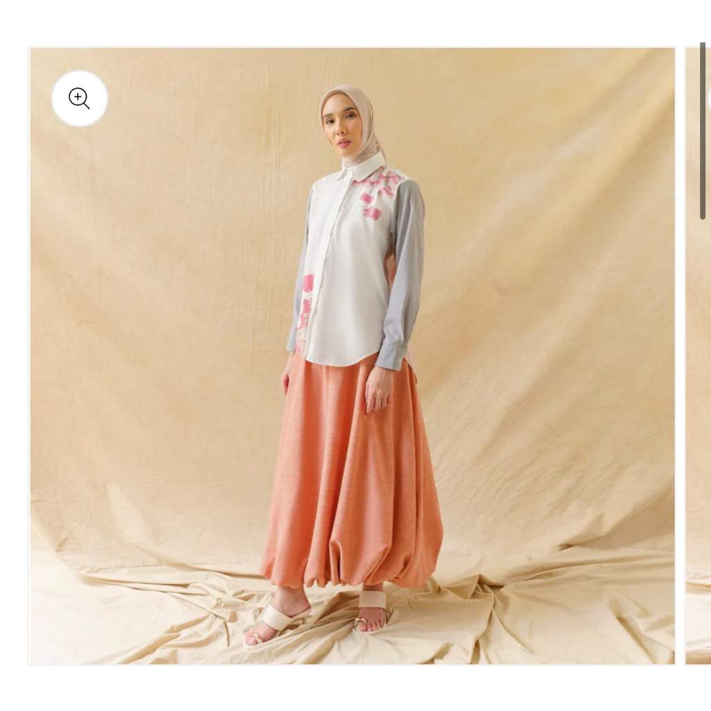 raine top jenna and kaia