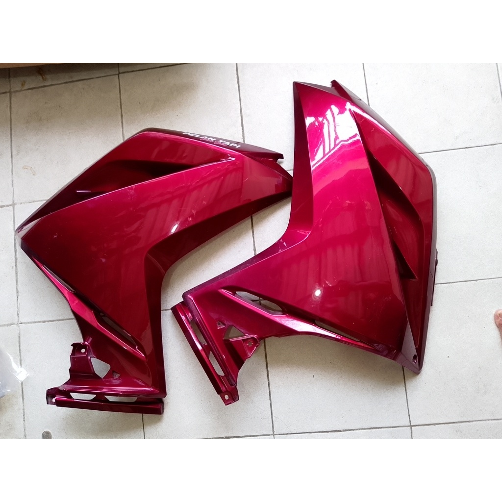 Cover Body Samping CBR 250RR - Sayap Fairing Samping CBR 250RR - Cowl Middle CBR 250RR Original