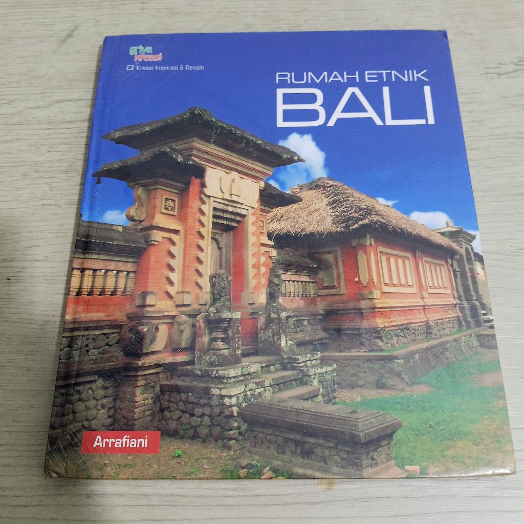 Rumah etnik bali.Arrafiani