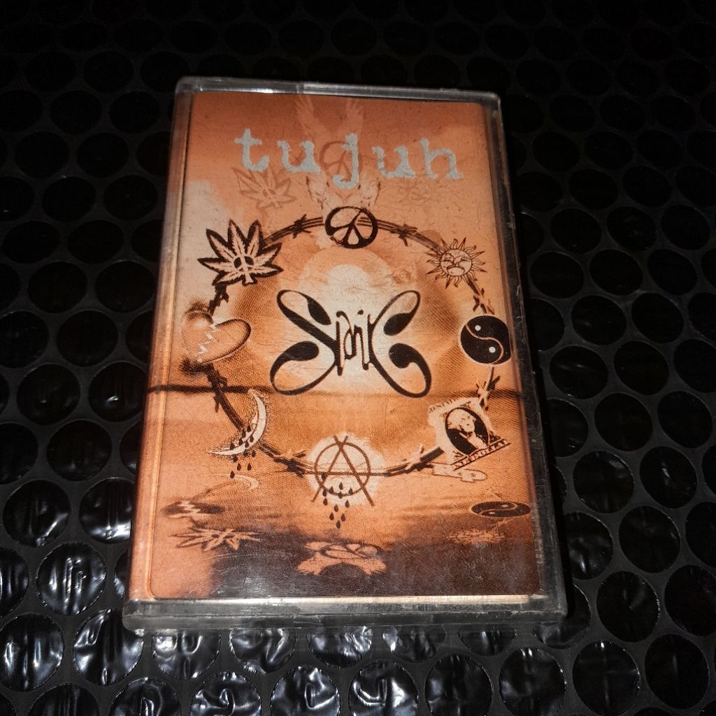kaset pita slank tujuh ori