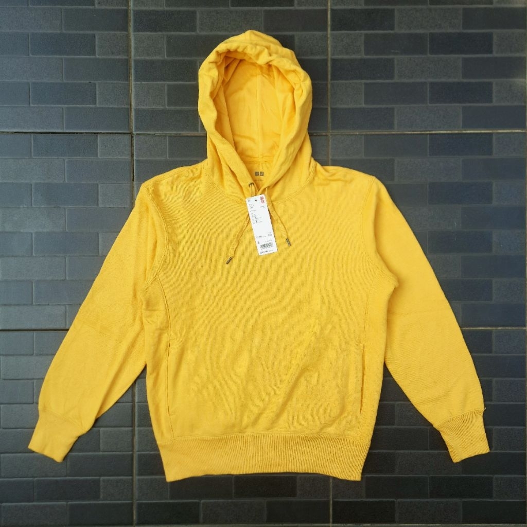 [BNWT]UNIQLO Sweat Pullover Hoodie Soft Yellow Rare Color - Jaket Hoodie Kuning