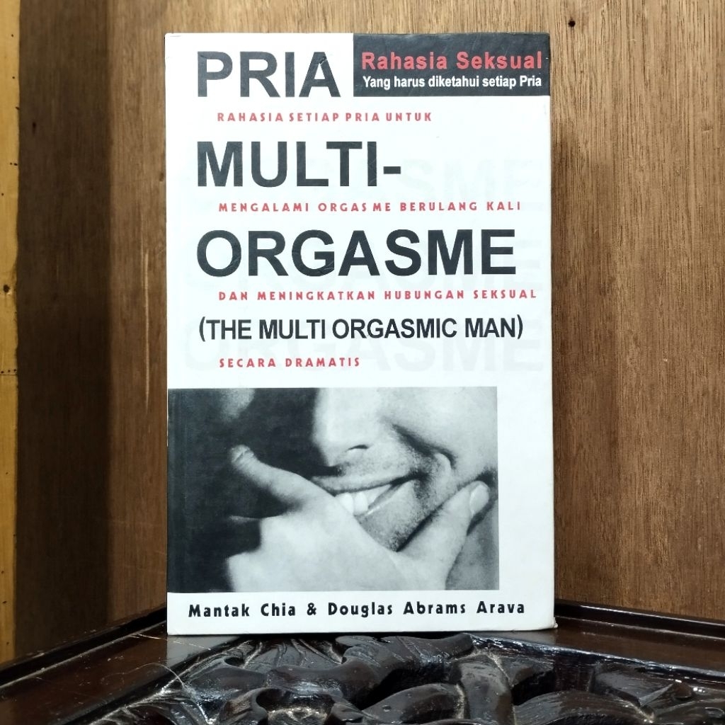 Buku Pria MultiOrgasme Mantak Chia & Douglas Abrams Arava