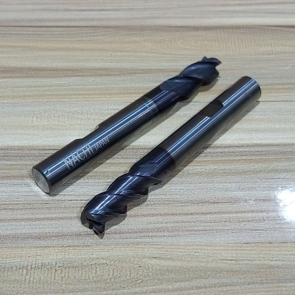 Endmill 8mm 3Flute Nachi Japan Matabor 8 mm 3F Cutter Milling Carbide 8.0 mm 3 flute bekas