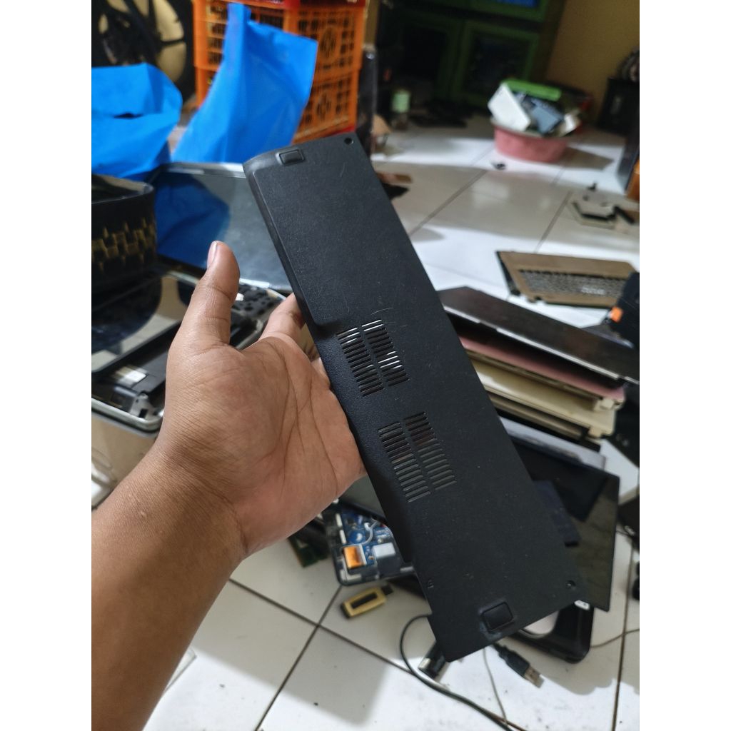 tutup belakang hdd ram asus x452e ori