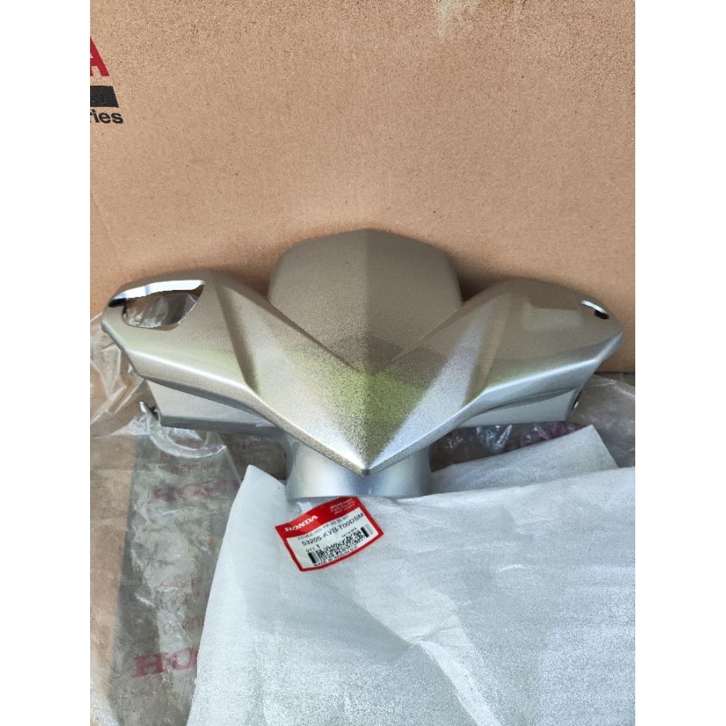 Cover Handle Front Batok Lampu Depan Silver Honda Vario Techno 110 Original AHM | 53205-KVB-T00DSM
