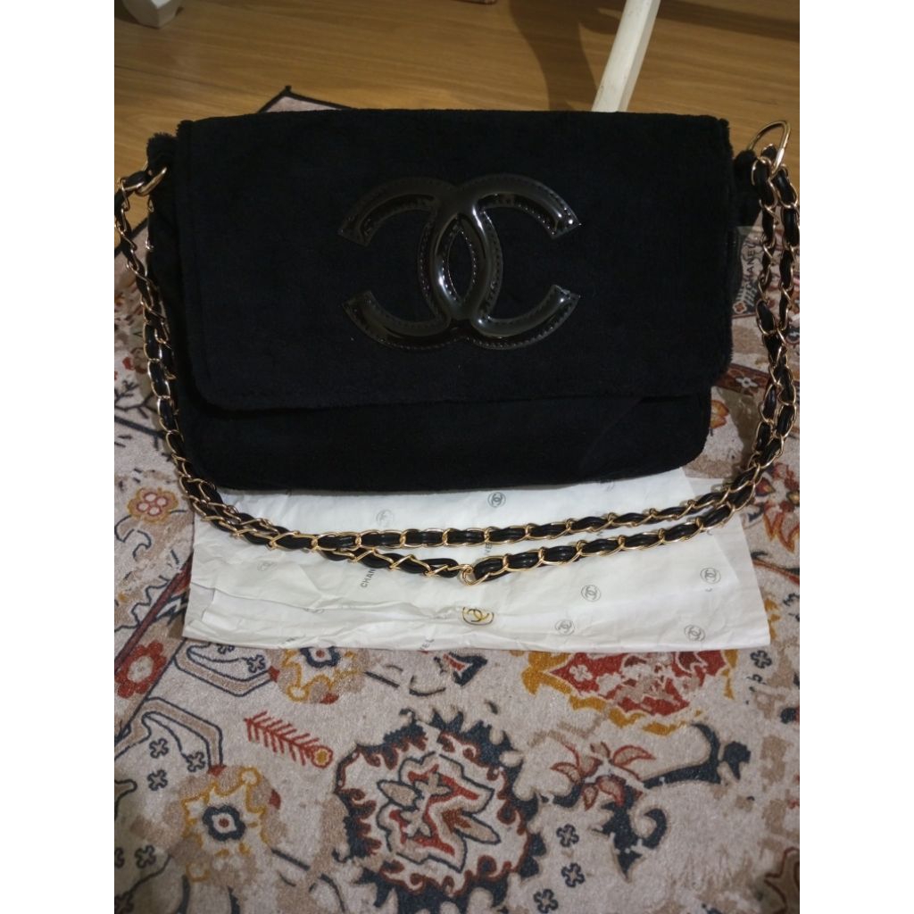 VIP Gift bag Chanel like new