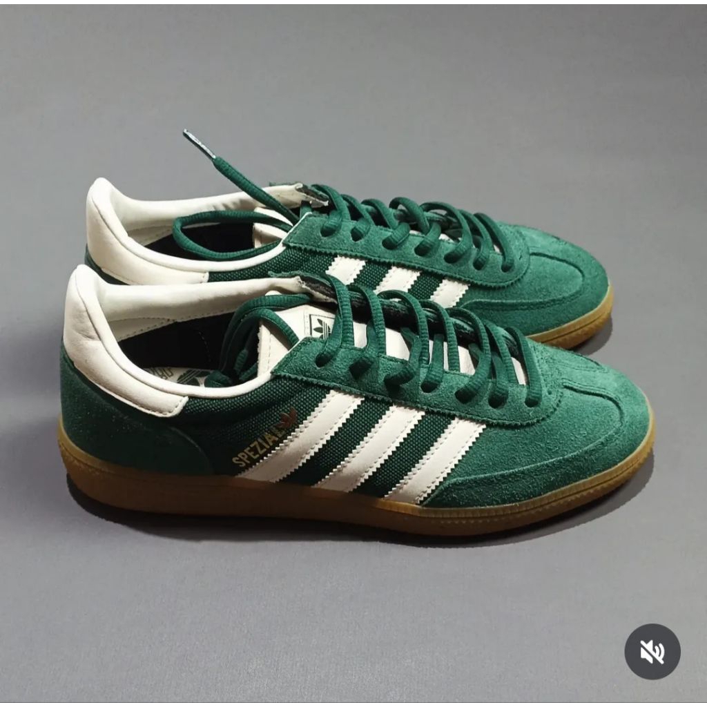 spezial green white