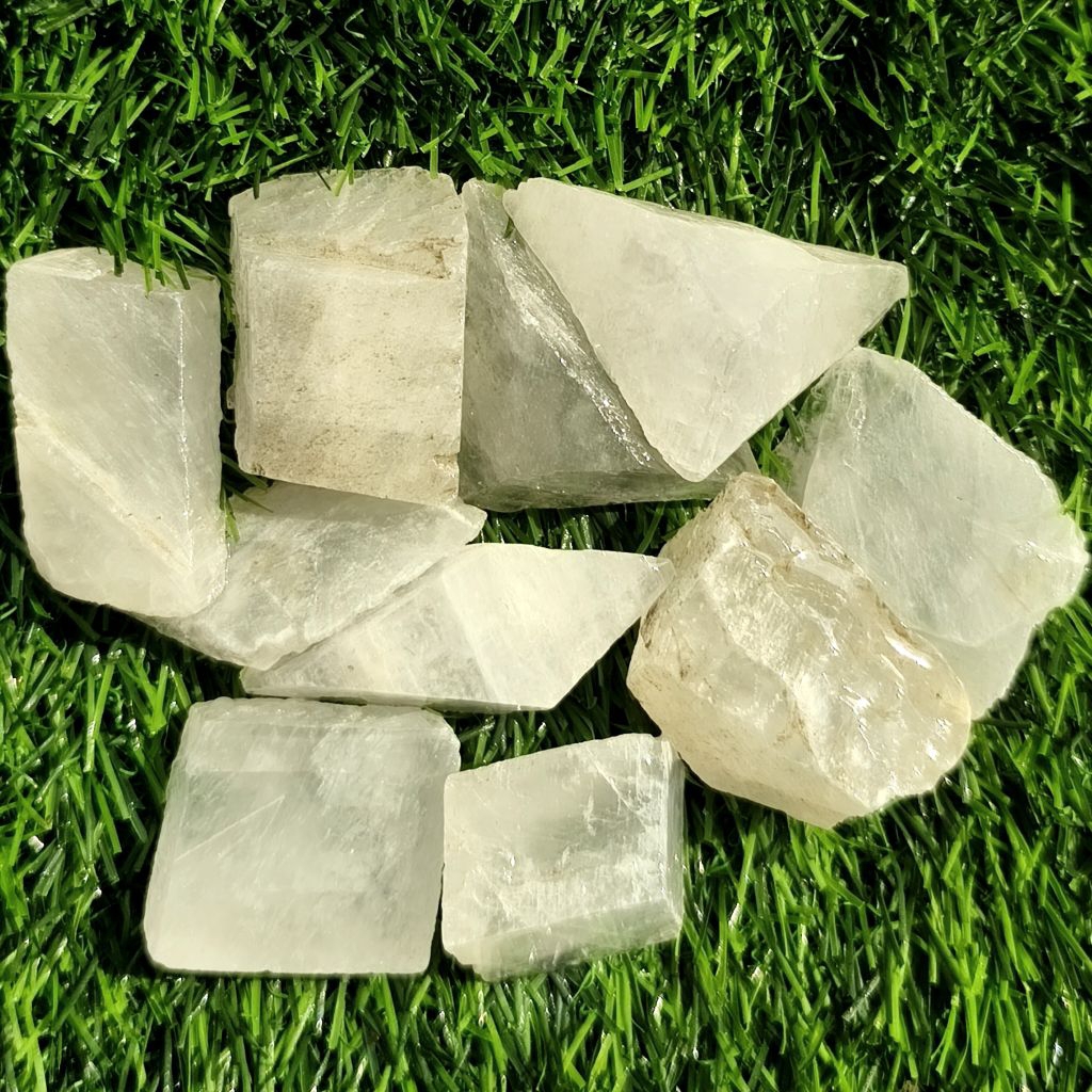 Bahan Batu Akik Kecubung Es Milky Unik Antik / Bongkahan Batu Akik