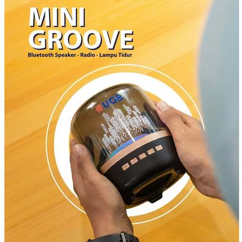 Custom Speaker bluetooth souvenir promosi