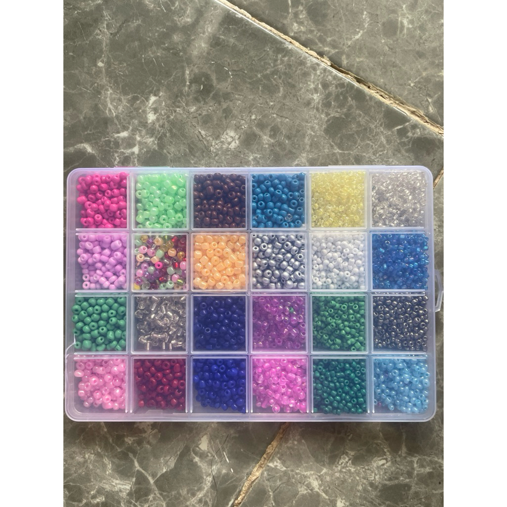 Manik Pasir Warna Warni