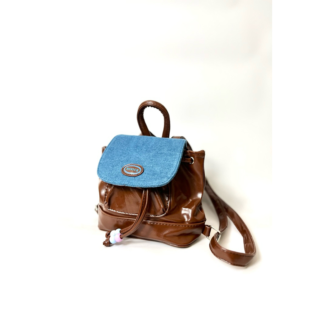 Tas Ransel Wanita Kulit dan Jeans