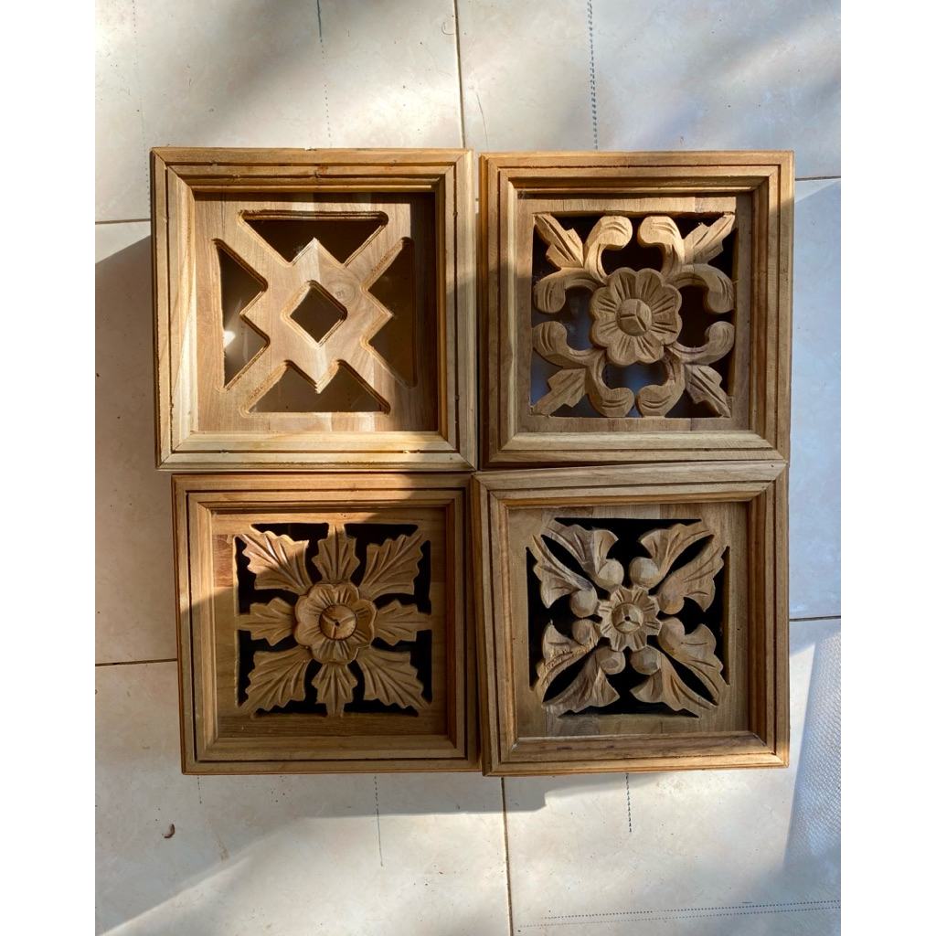 Loster Kayu Jati Jepara 24x24 cm lubang angin