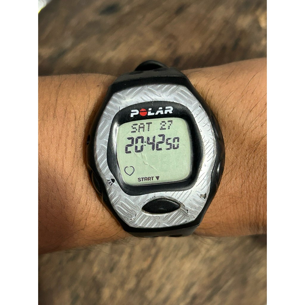 Jam tangan vintage Polar electro oy bekas second