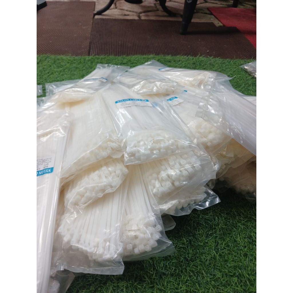 tali tis nylon cable tie 3.6x250mm isi 100 pcs