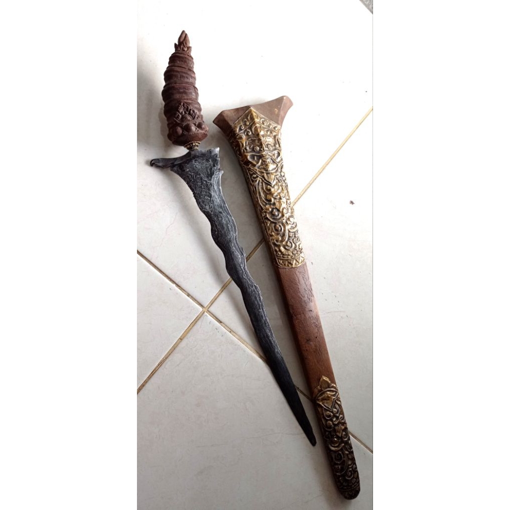 Keris Bali pamor kulit semangka